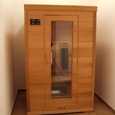Casa La Sauna 호텔 2*